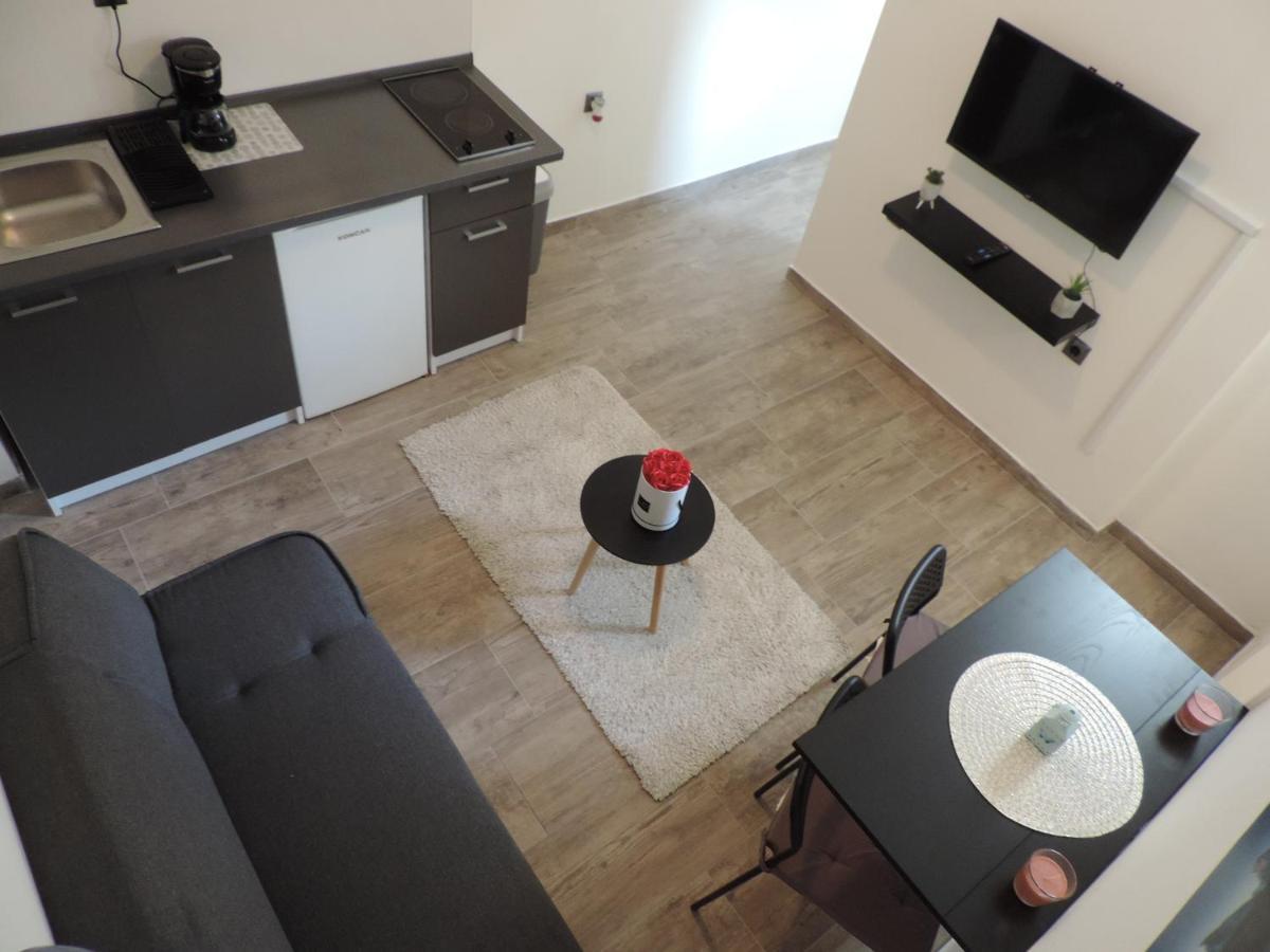 Apartment Carla Split Eksteriør billede